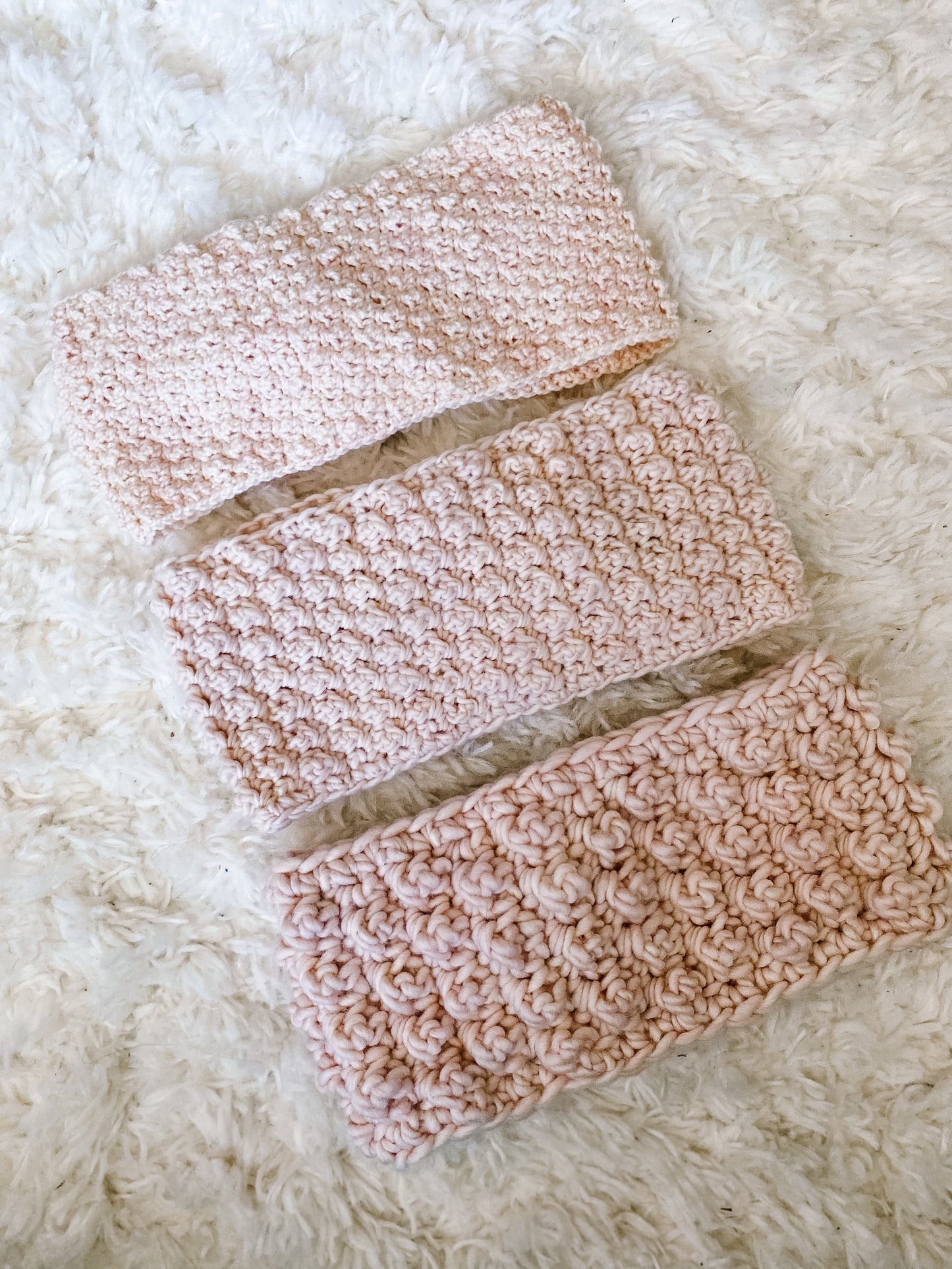 (DK) Autumn Stroll Earwarmer // Crochet Pattern PDF